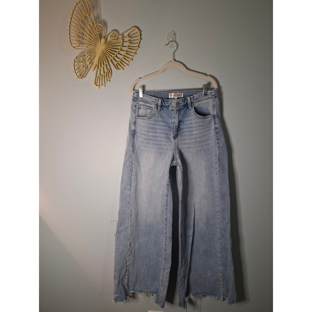 Freckled Poppy x Risen Jeans Light Wash Wide Leg Raw Hem Denim 11/30